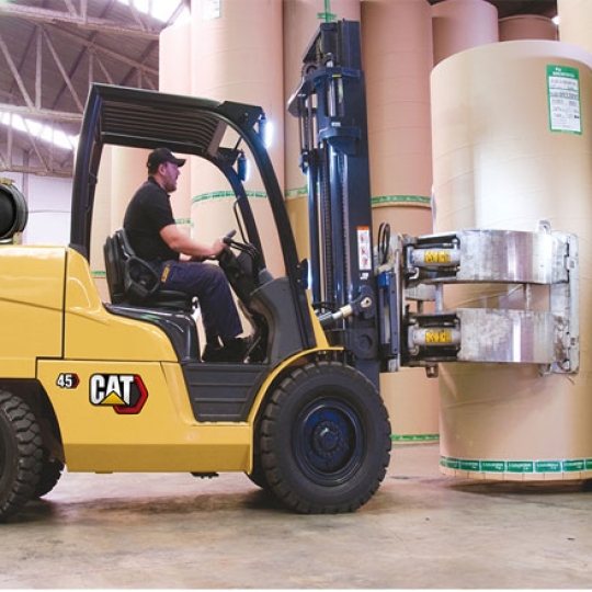 Xe nâng gas Caterpillar 4 tấn – 5.5 tấn
